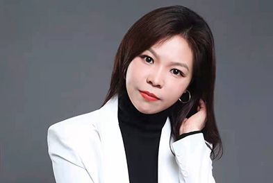 劉春華