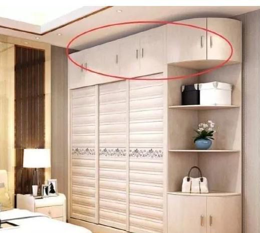 定制衣柜價(jià)格高不高？定制衣柜要不要做到頂很糾結(jié)？